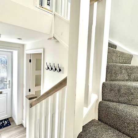 Central, Stylish - 2 Bed Property, The Stable @ Warrenfield, Free Wifi & Parking Оркни Екстериор снимка
