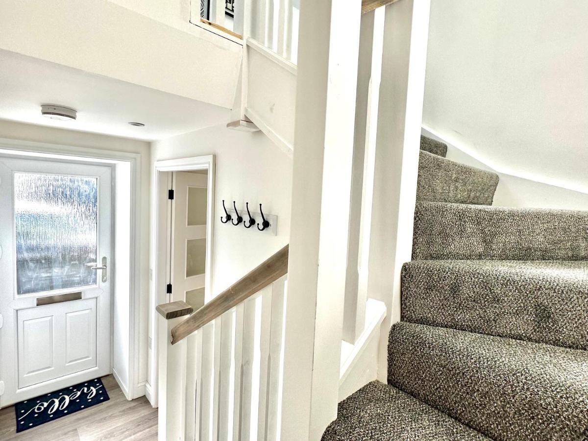 Central, Stylish - 2 Bed Property, The Stable @ Warrenfield, Free Wifi & Parking Оркни Екстериор снимка